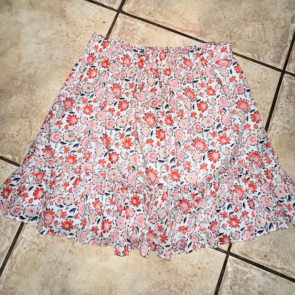 Vineyard Vines Floral Skater Skirt in Pink and White